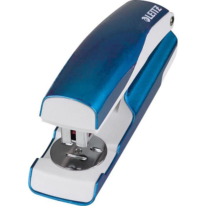 Leitz Heftgerät 5095-10-36, NeXXt WOW, Set, Heftleistung 30 Blatt, Blau Metallic, 3-teilig 4 Leitz Heftgerät 5095-10-36, NeXXt WOW, Set, Heftleistung 30 Blatt, Blau Metallic, 3-teilig – Bild 2