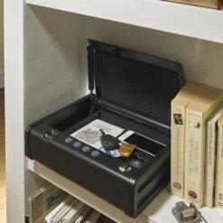 Master Lock Master-Lock Tresor MLD08EB Schwarz, Möbeltresor, 5kg, 2,4l, Fingerprint/Elektronikschloss 9 Master Lock Master-Lock Tresor MLD08EB Schwarz, Möbeltresor, 5kg, 2,4l, Fingerprint/Elektronikschloss -Geschäft Für Bürobedarf 994af445d213814d3a362ef941104103f796e312 tresor master lock mld08eb schwarz